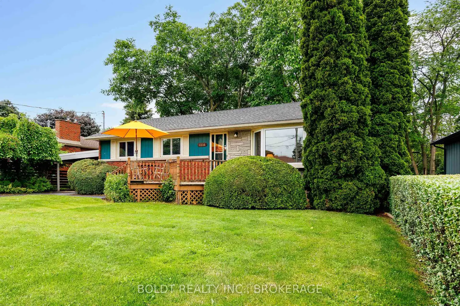 4114 Barry Drive photo 2