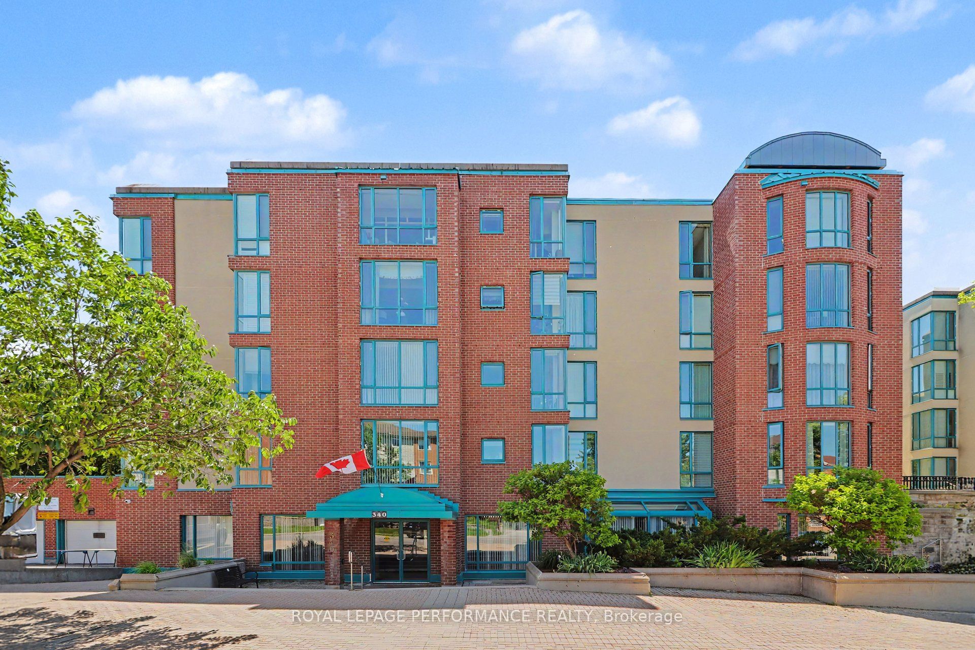 304-340 Centrum Boulevard, Ottawa, ON, K1E 3W1