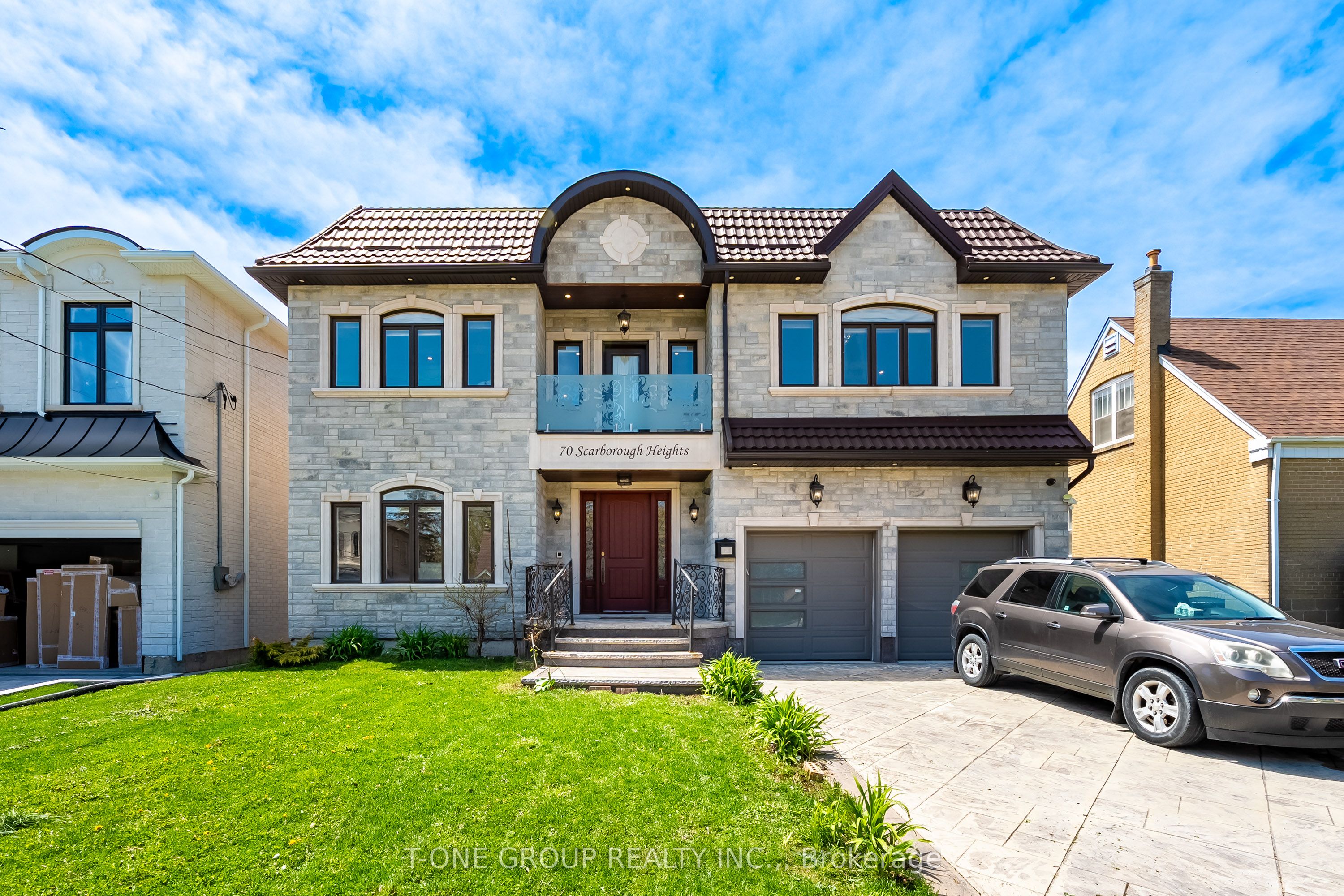70 Scarborough Heights Boulevard, Toronto, ON, M1M 2V4