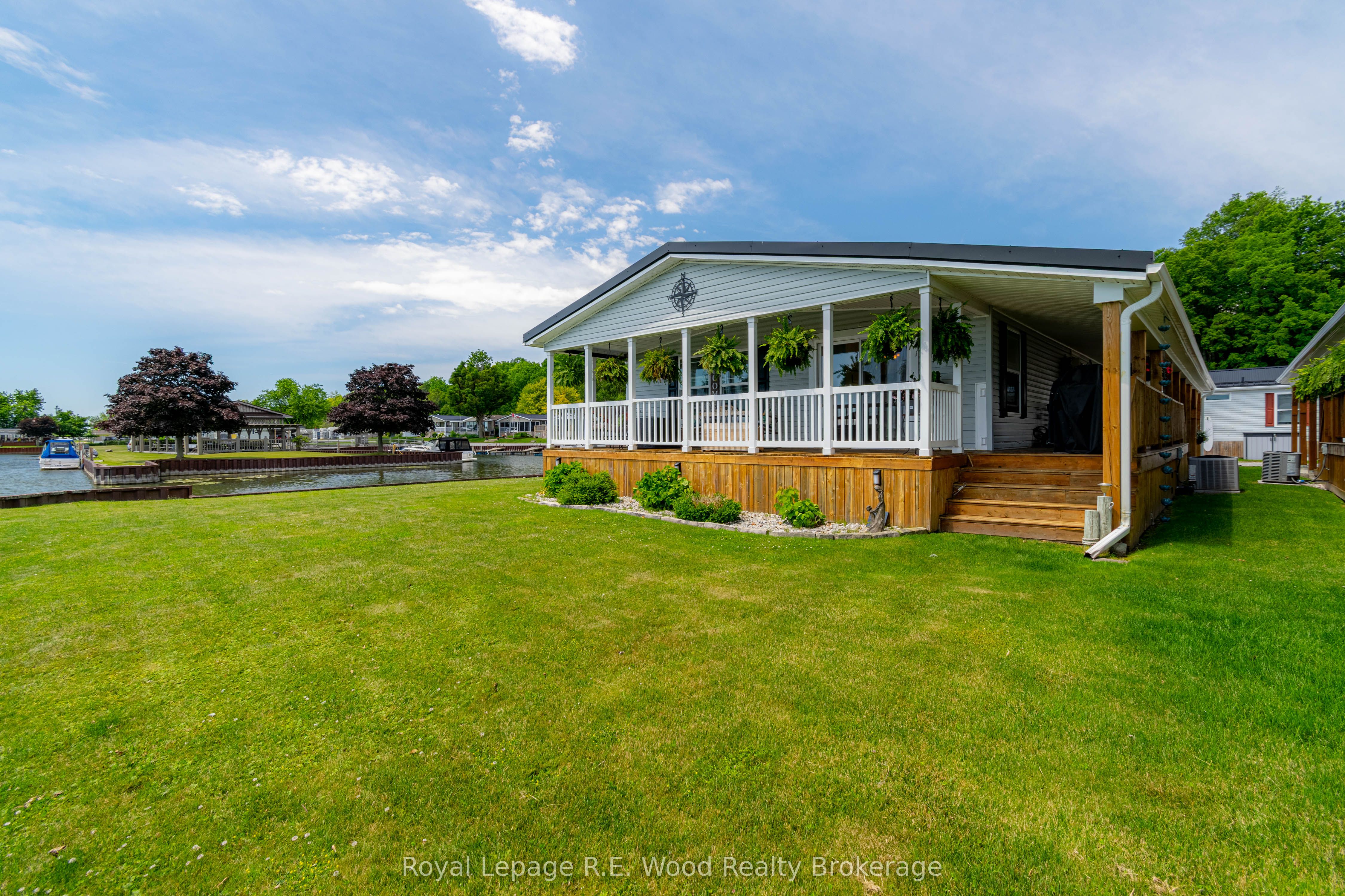 84-340 Front Road, Norfolk, ON, N0E 1P0