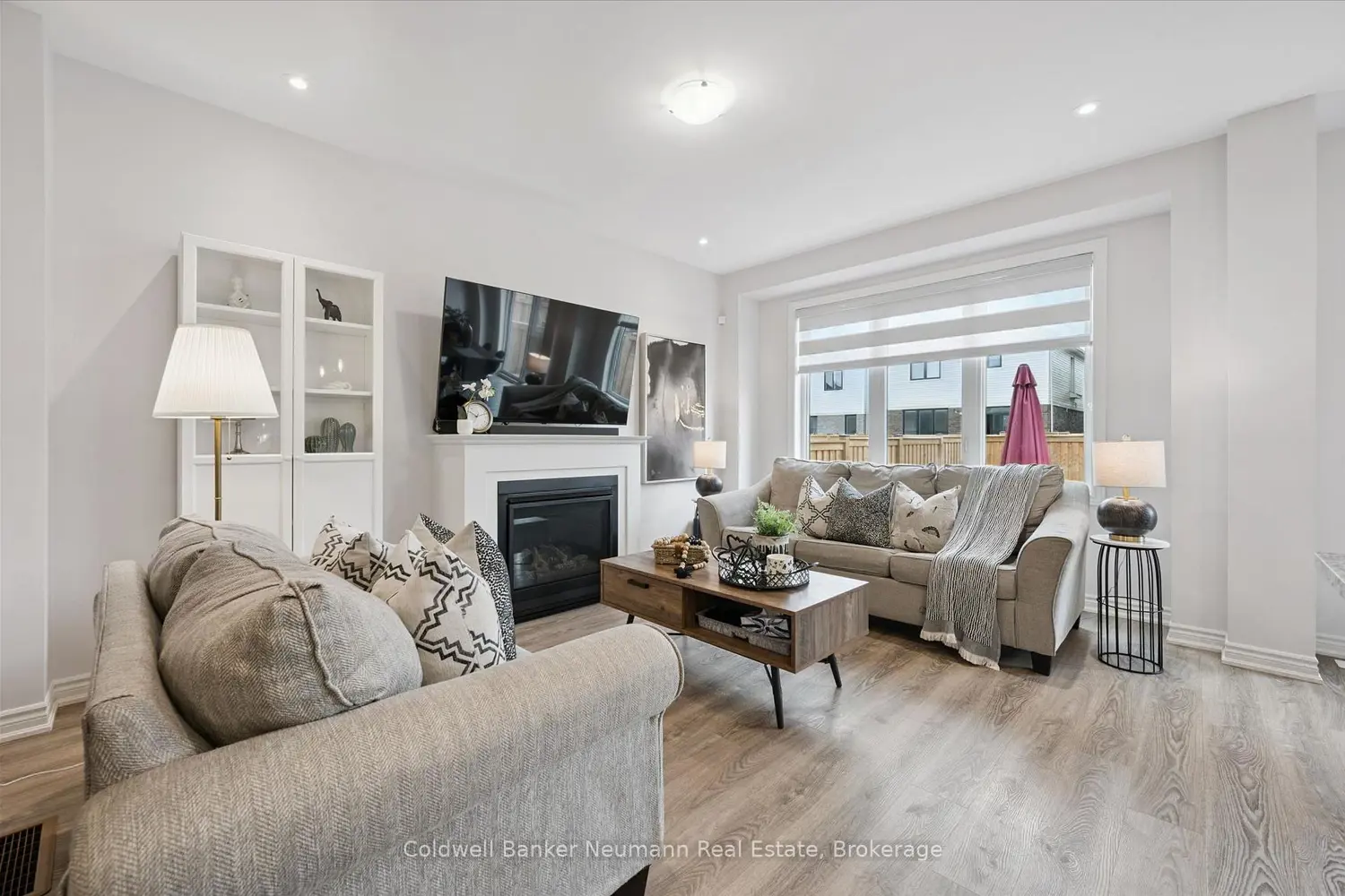 43 Harpin Way