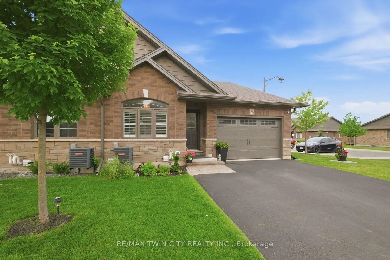 29 Schuyler Street 51
