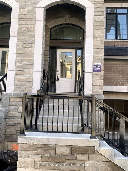 51 Selfridge Way, Whitby, ON, L1N 0N9