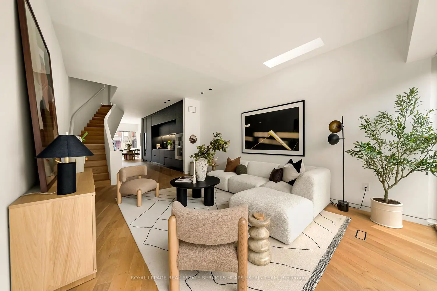 44 Foxley Street photo 2