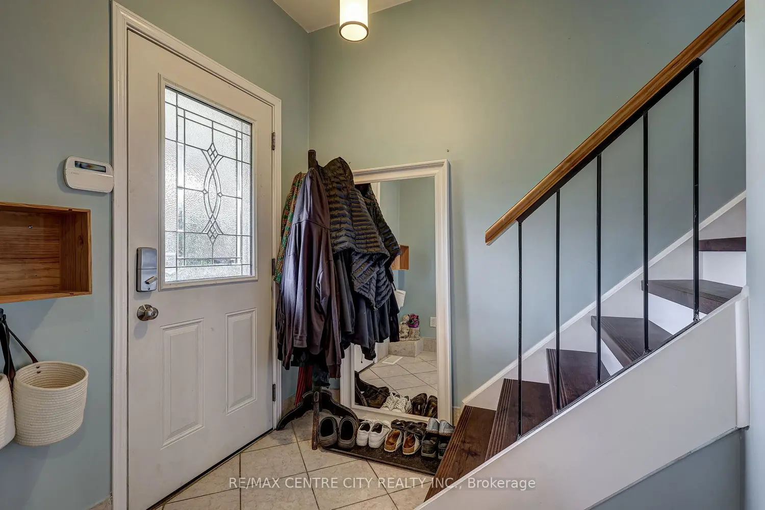 169 Wellington Street photo 3