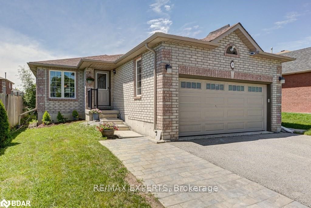 Upper-4 Ambler Bay N/a, Barrie, ON, L4M 7A4