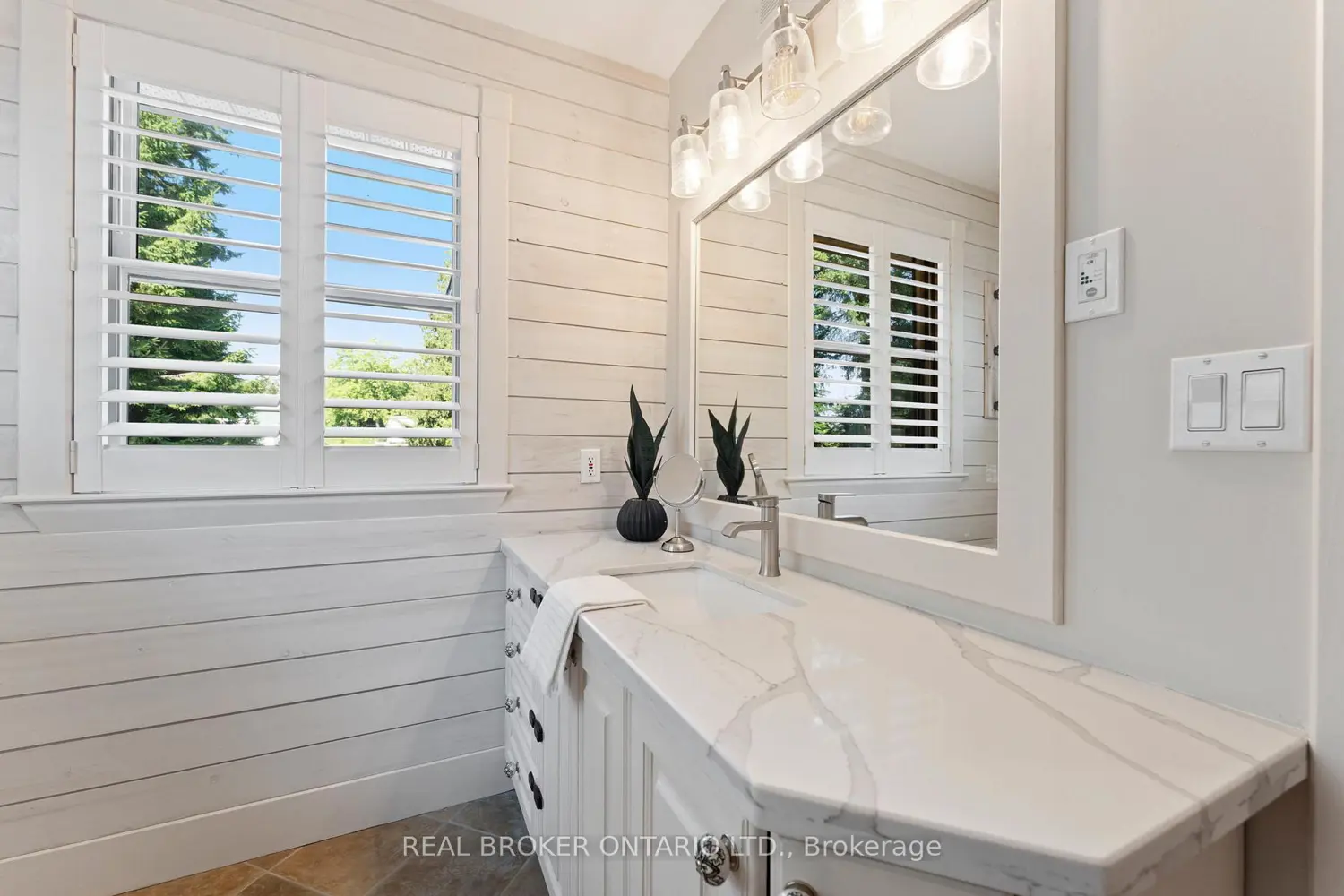 182 Governors Road photo 5