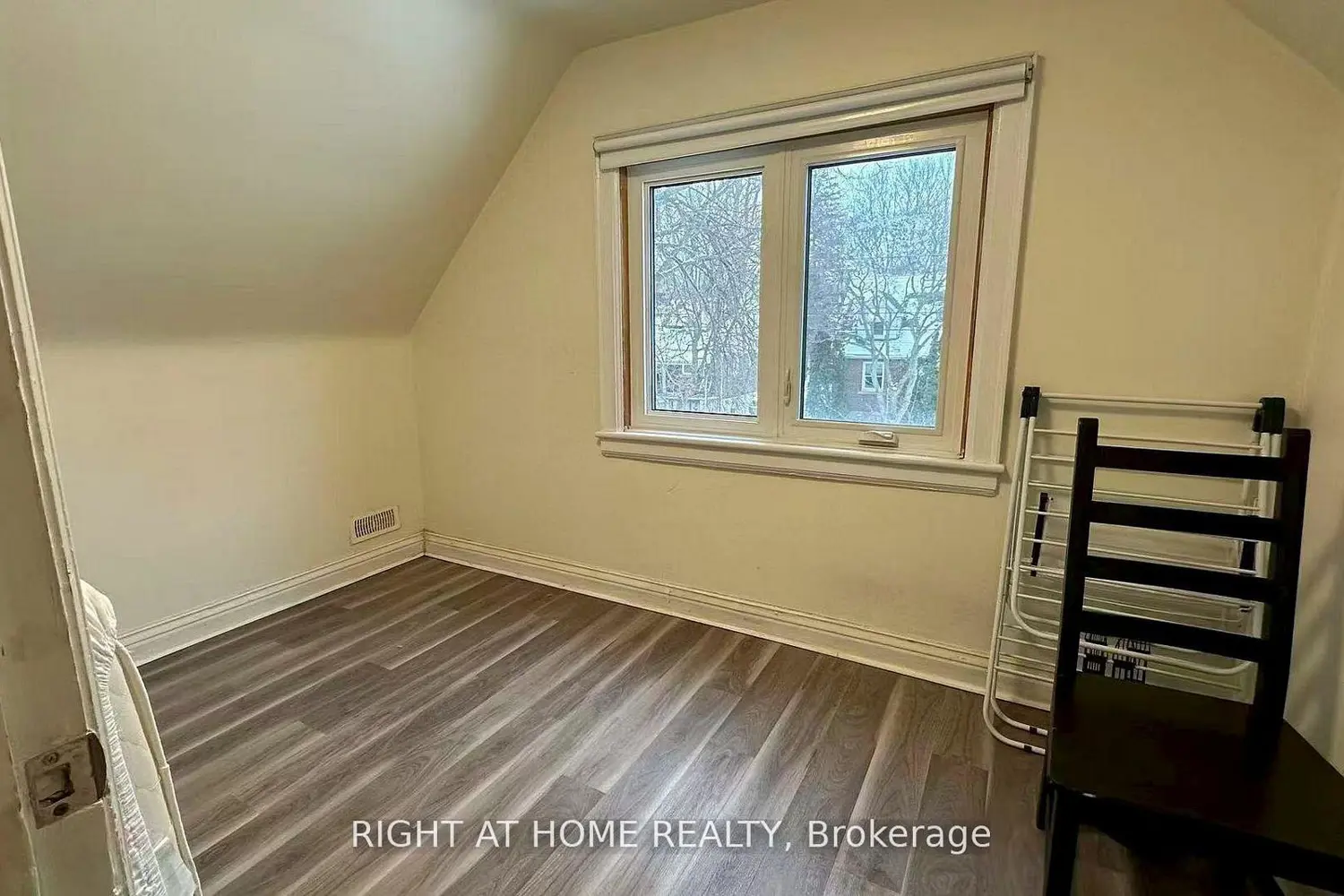 148 Haddon Avenue photo 4
