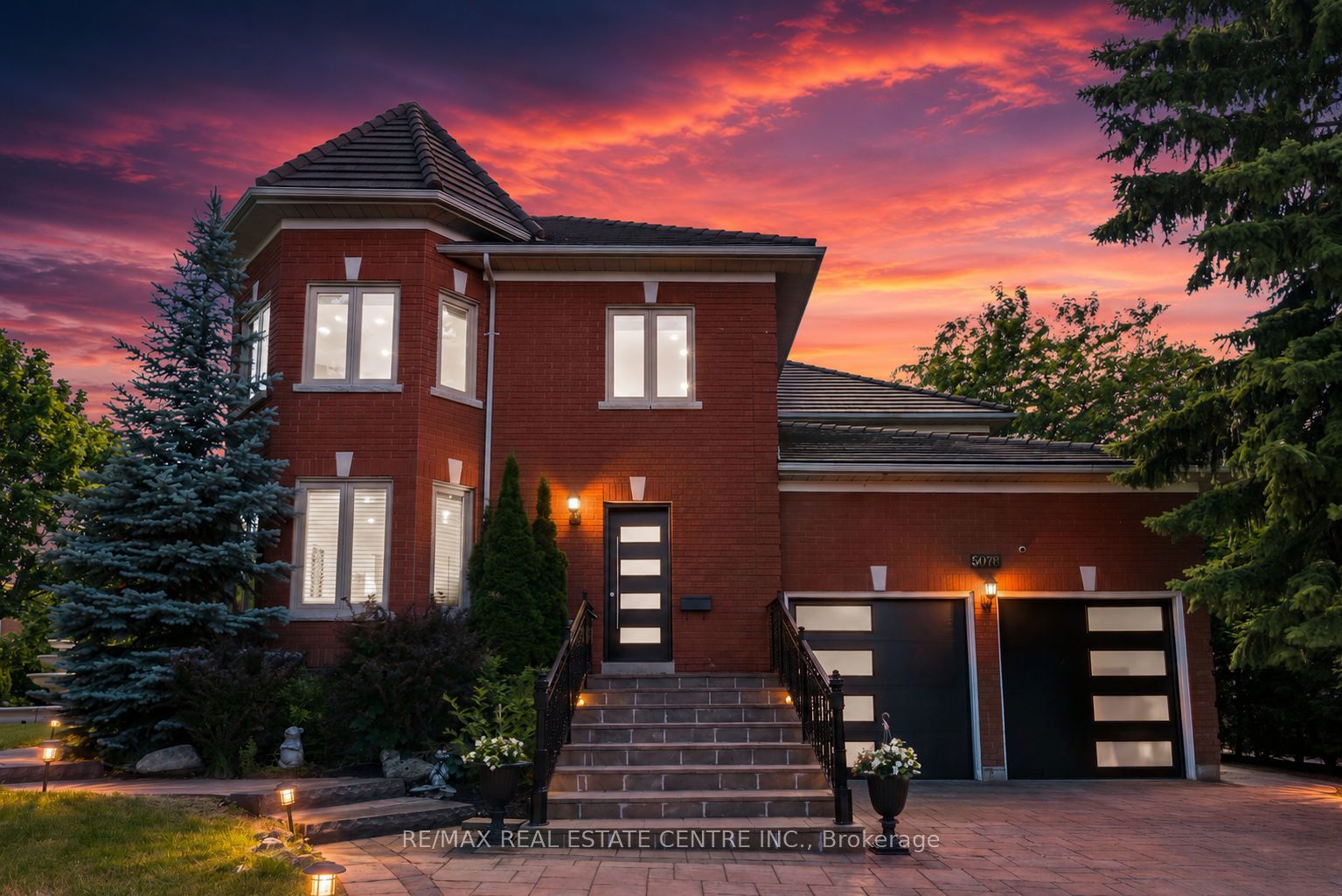 5078 Frybrook Court, Mississauga, ON, L5M 5A8