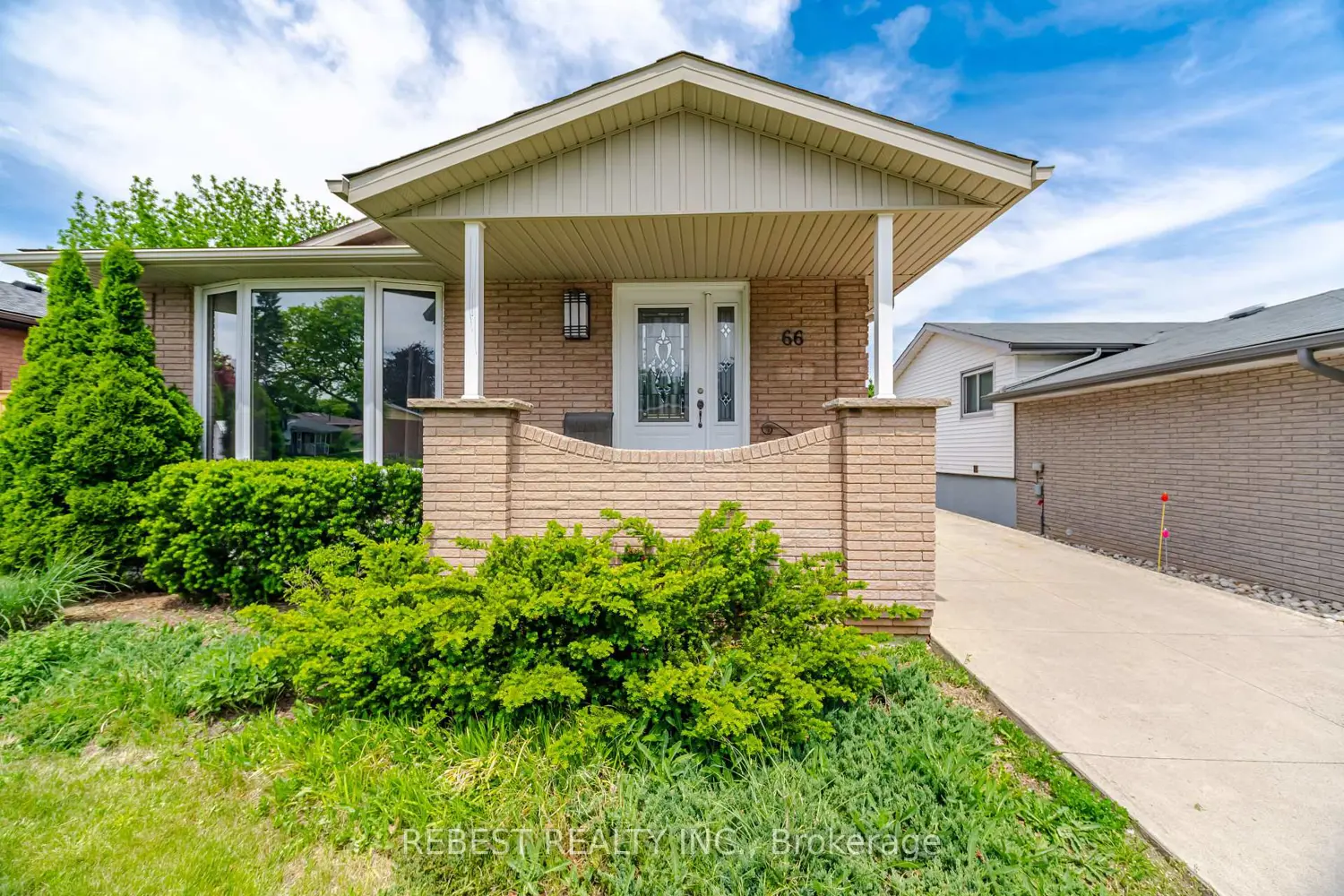 66 Darlington Drive photo 4