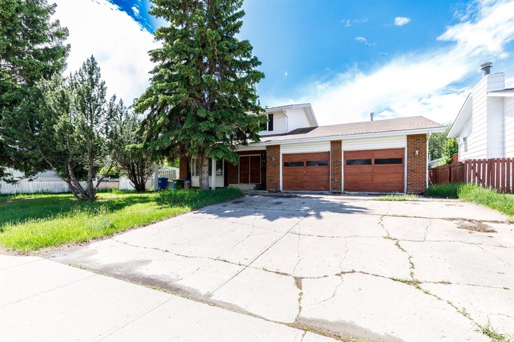 36 Asmundsen Avenue, Red Deer, AB, T4R 1E9
