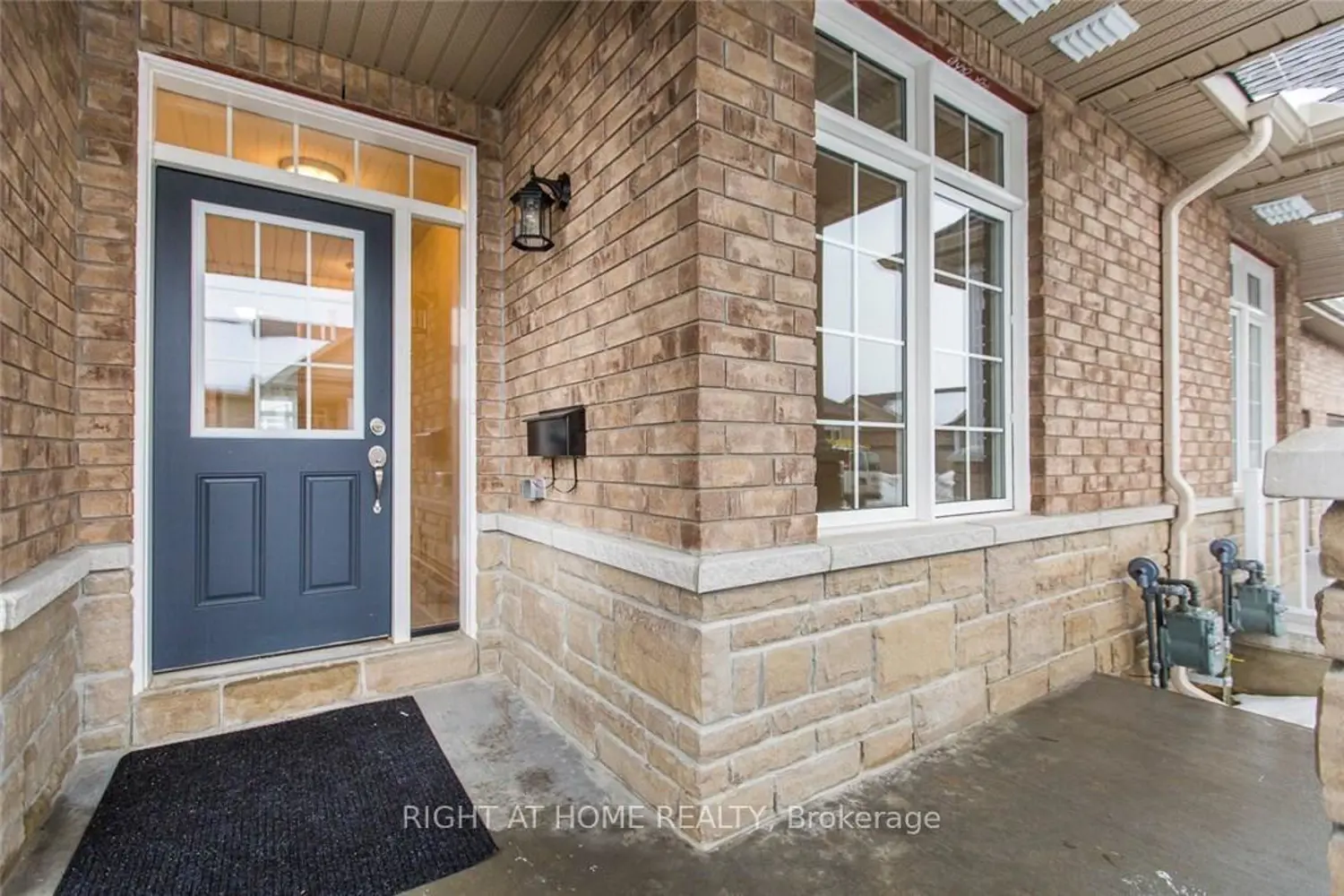 113 Passageway Way photo 2