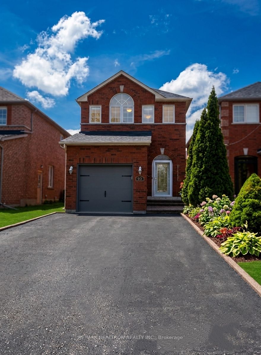 Main-93 Apollo Road, Markham, ON, L3S 4H2