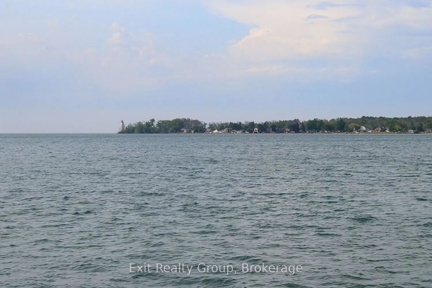 87 Evergreen Lane photo 2