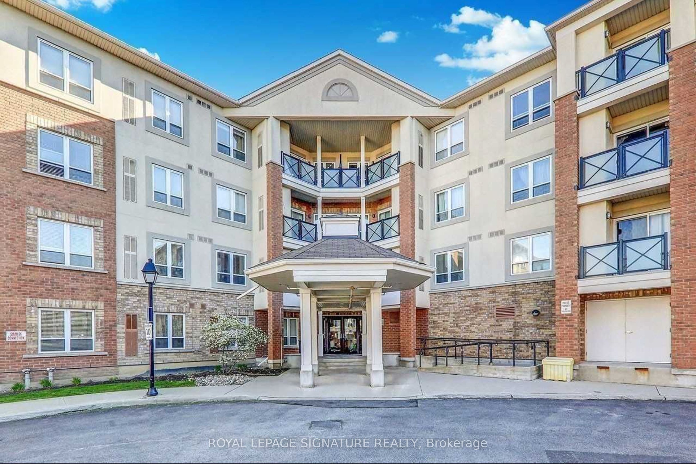 327-10 Mendelssohn Street, Toronto, ON, M1L 0G7