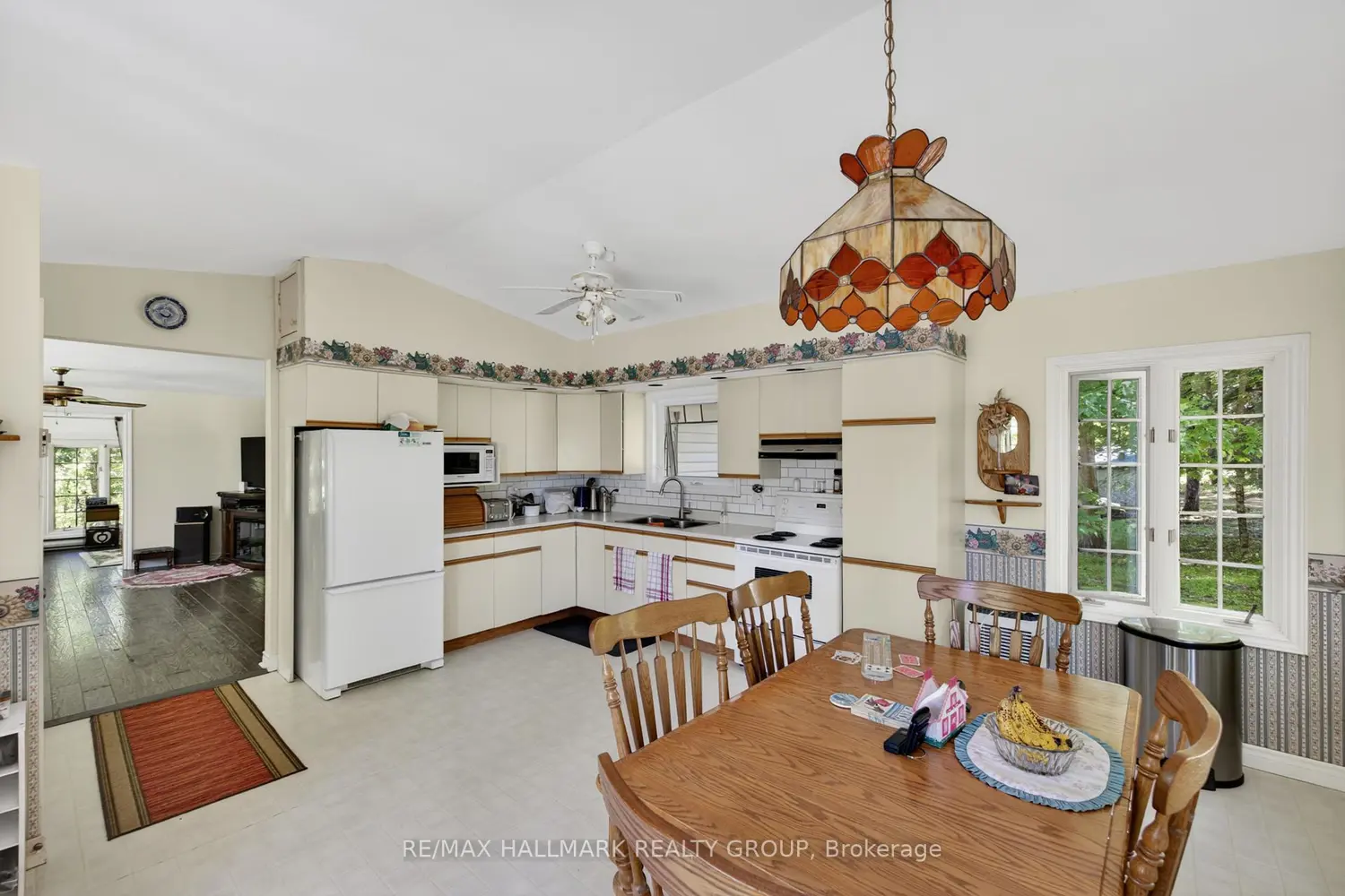 2432 Bathurst 2Nd Concession photo 4