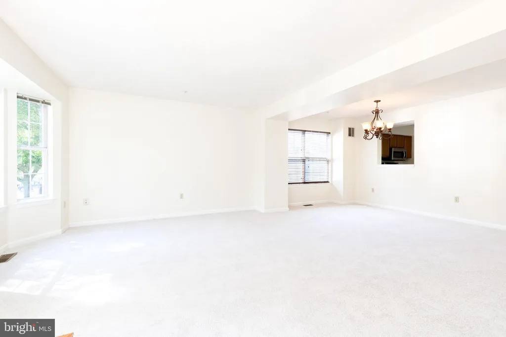 710 Medinah Circle, Westminster, MD 21158 photo 4
