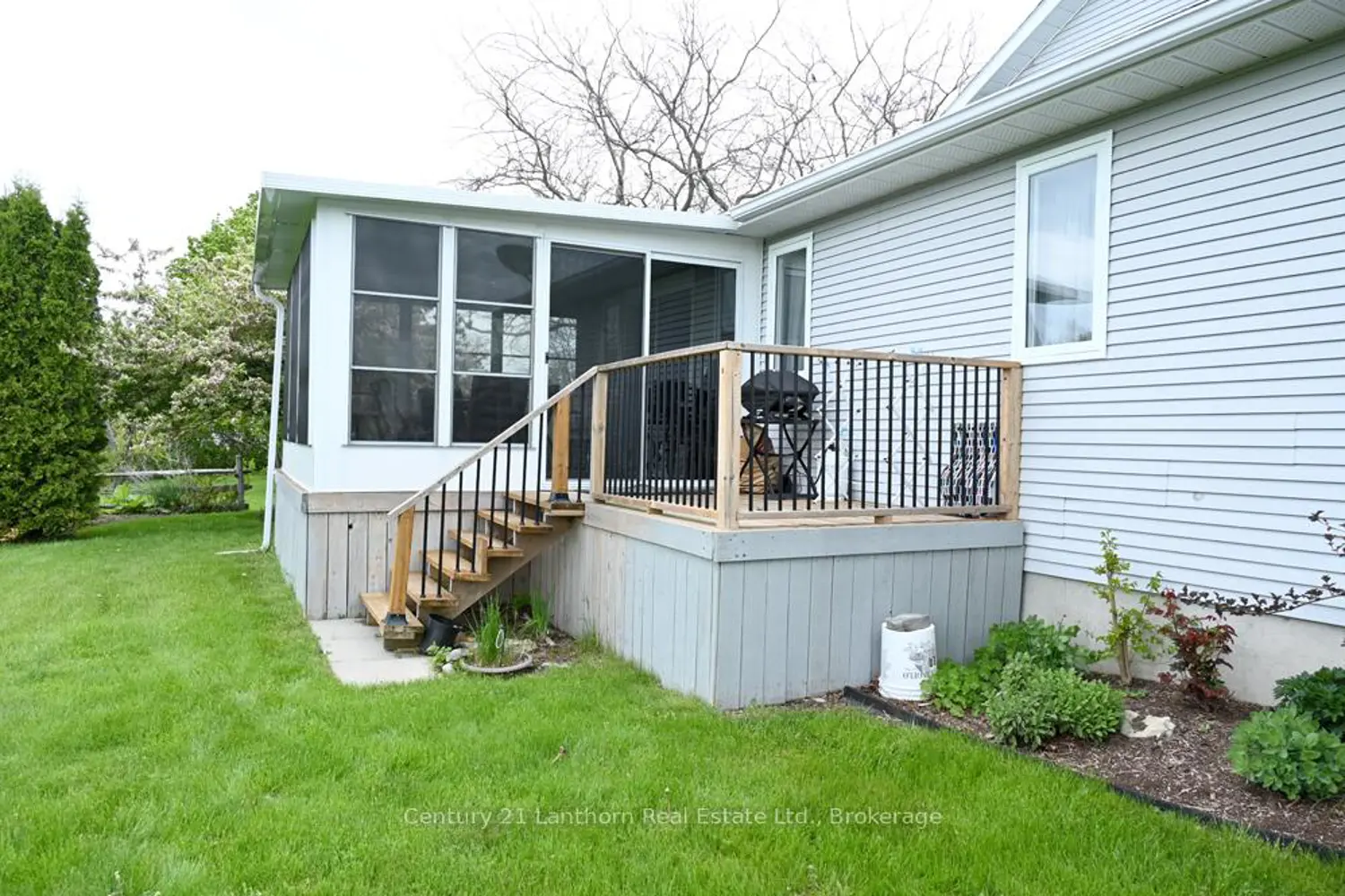 18 Cretney Drive photo 4