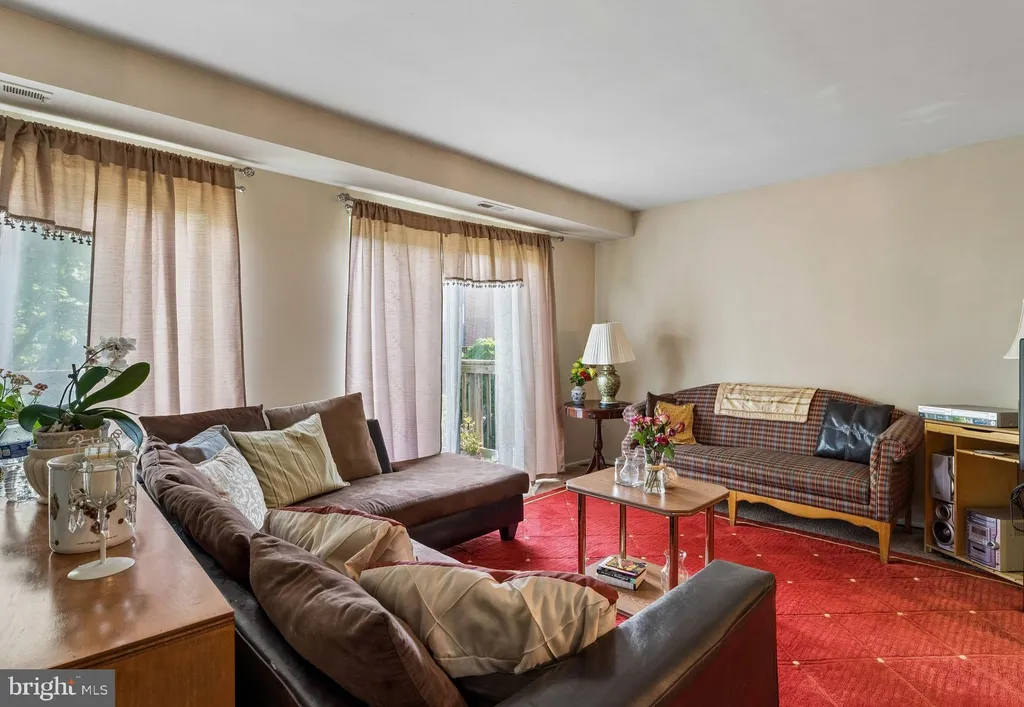2410 Sun Valley Circle Unit 6-E, Silver Spring, MD 20906 photo 5