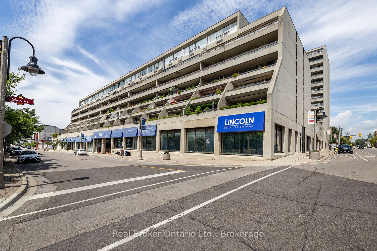 623-50 Richmond Street E, Oshawa, ON, L1G 7C7