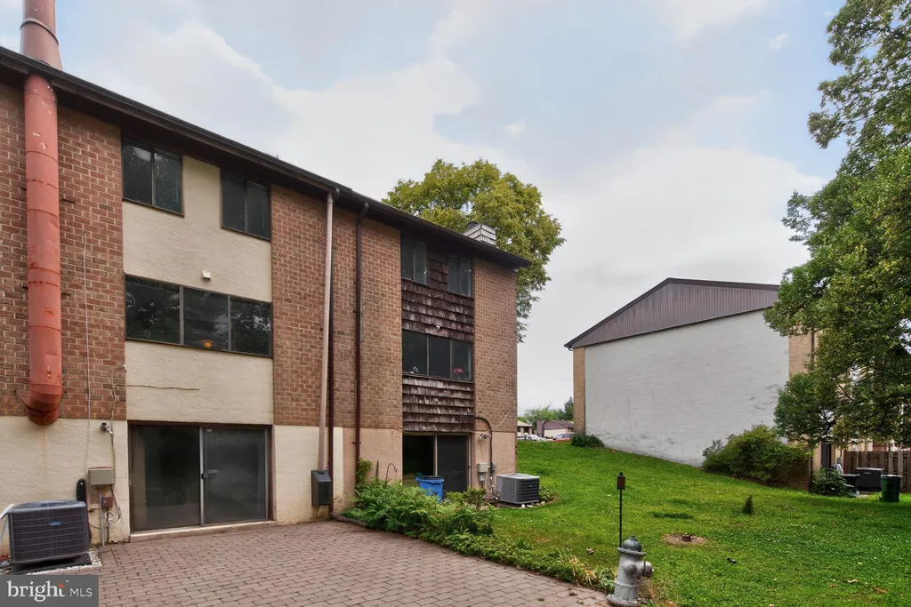 6584 Sweet Fern, Columbia, MD 21045