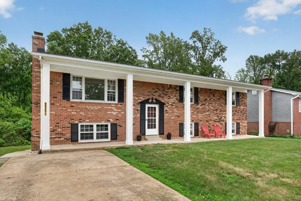 2260 Bridle Path Drive, Waldorf, MD 20601