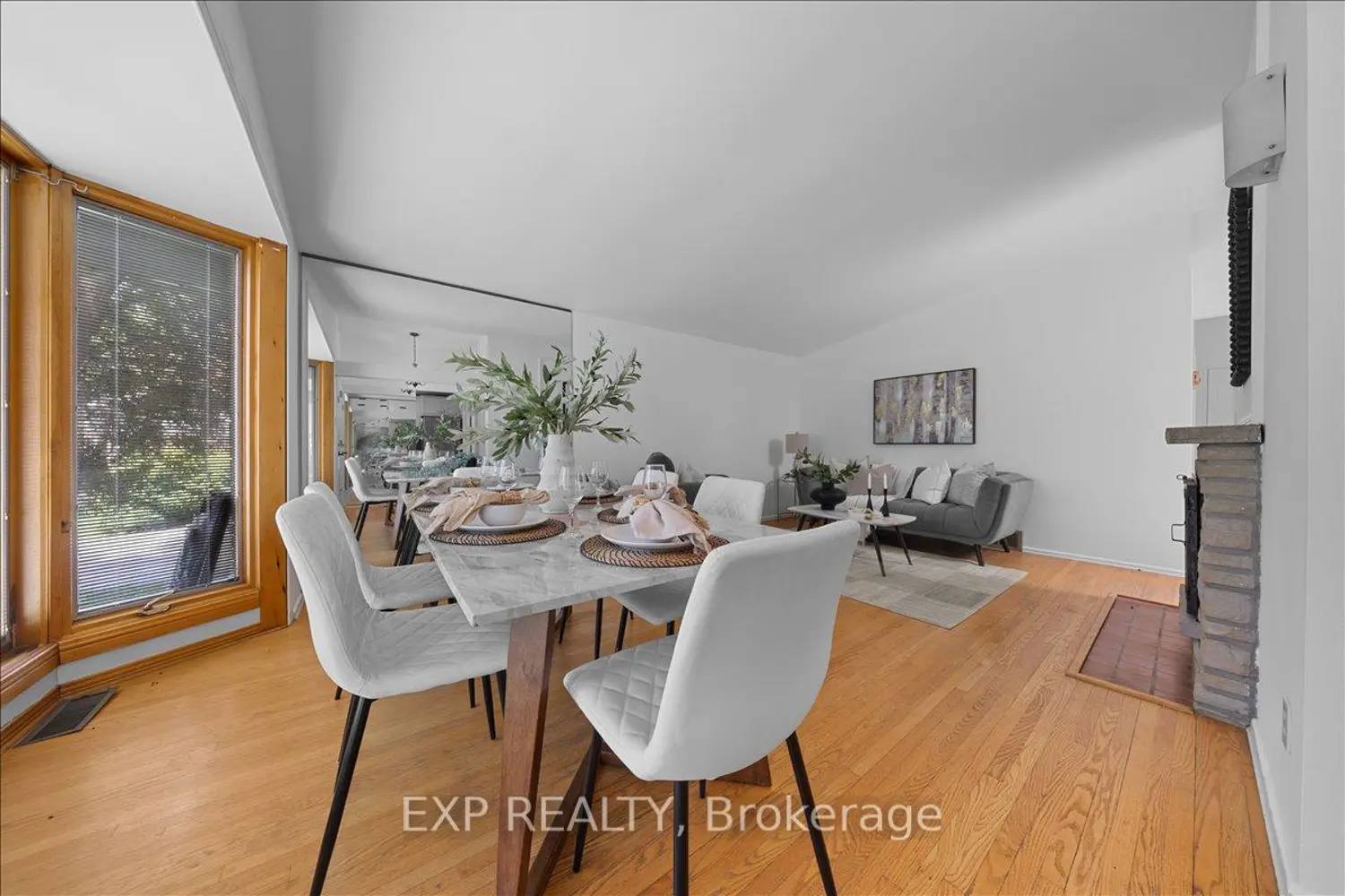 2335 Harding Road photo 3