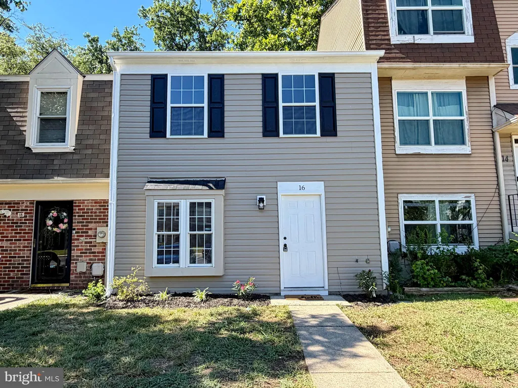16 Chinaberry Lane, Indian Head, MD 20640