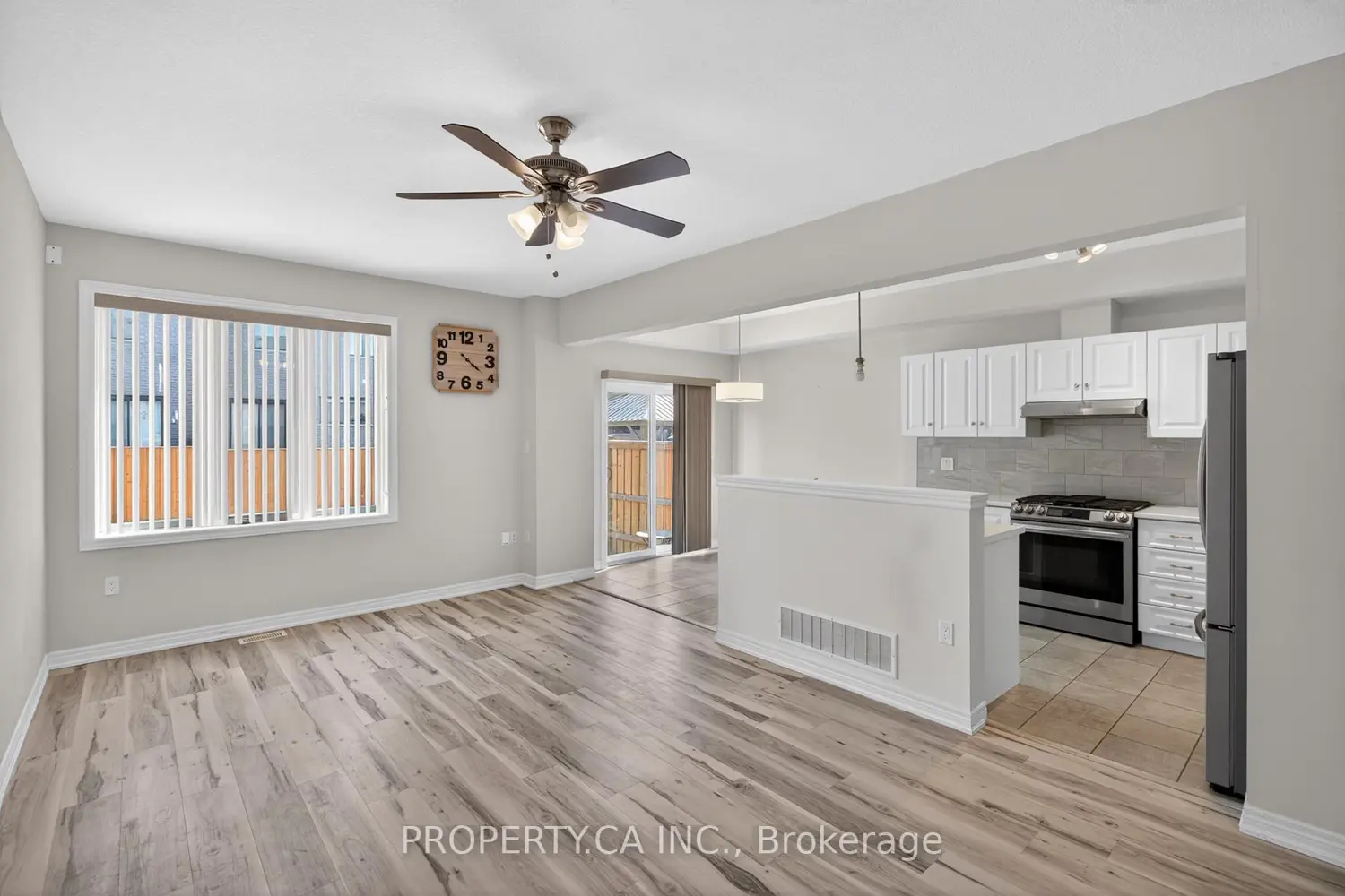 107 Dennis Drive photo 5