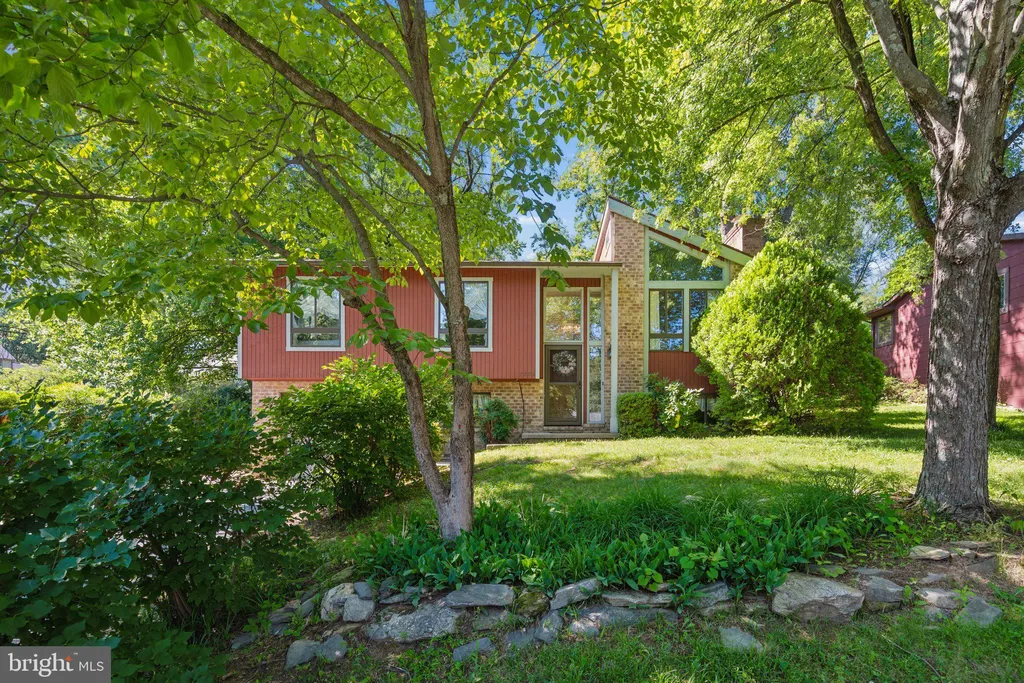 7004 Fox Chase Road, New Market, MD 21774