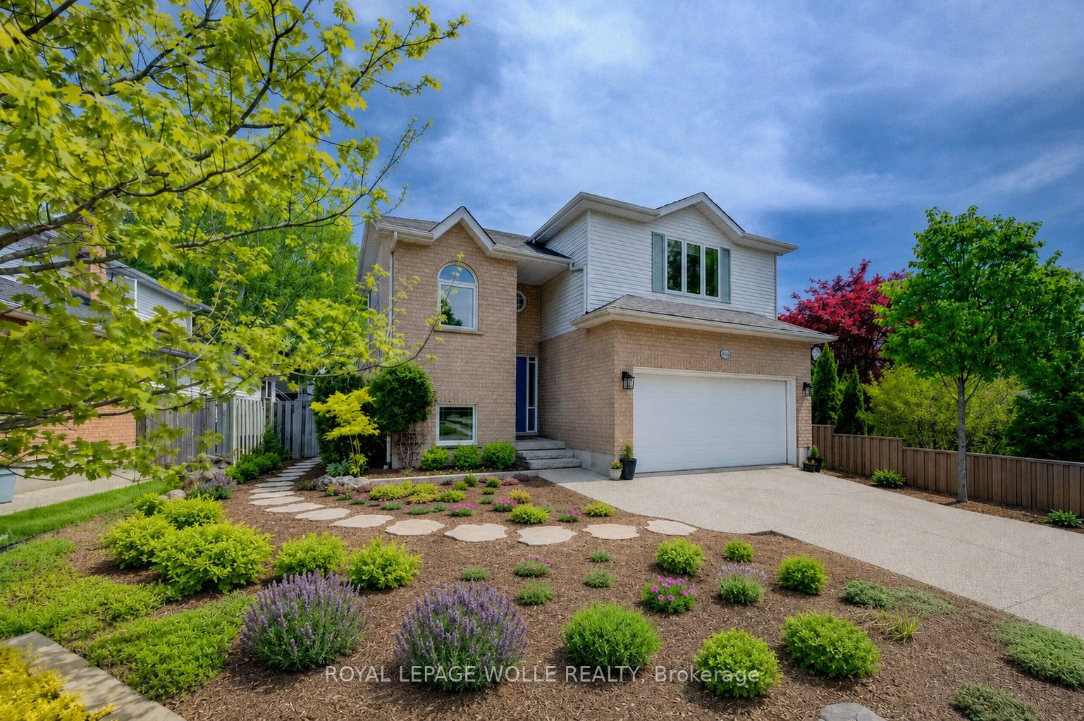 464 Northlake Drive, Waterloo, ON, N2V 2A4