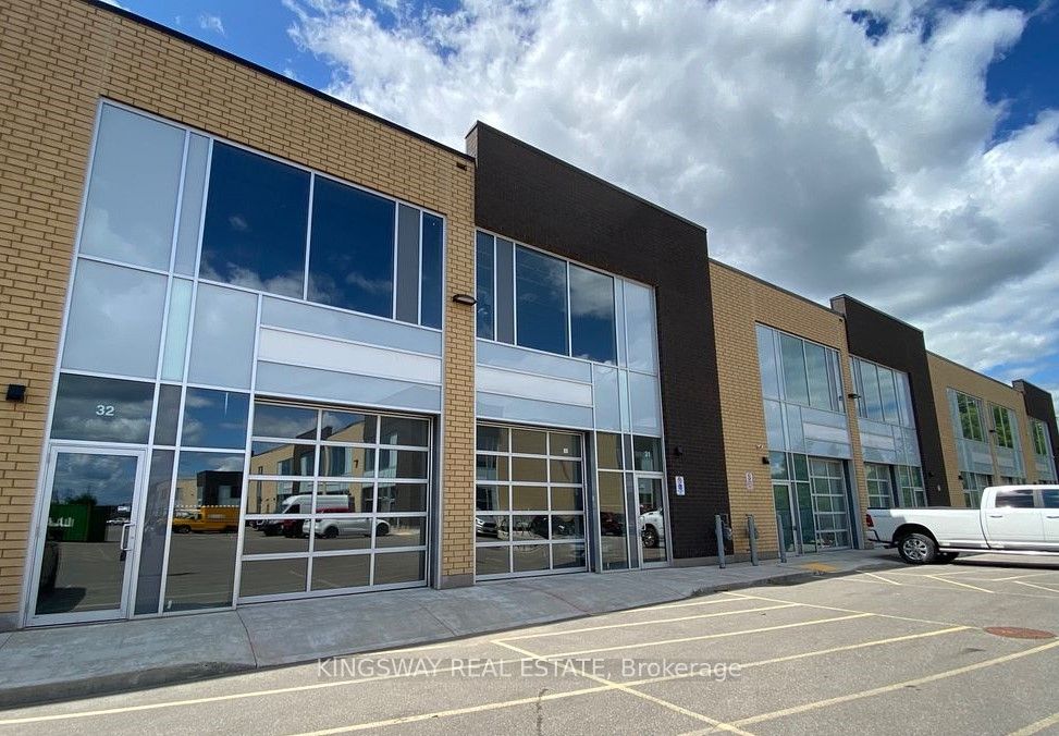 32-1156 King Road, Burlington, ON, L7T 4A8