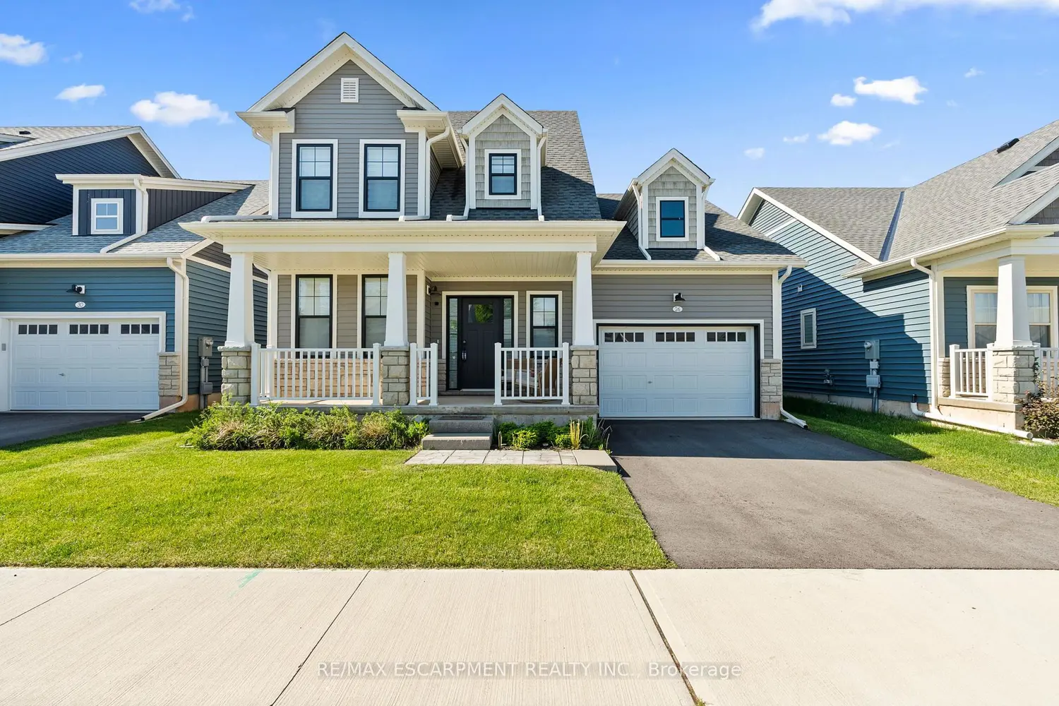 26 Beachwalk Crescent