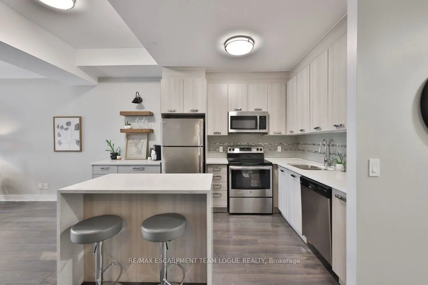 150 Main Street 1104