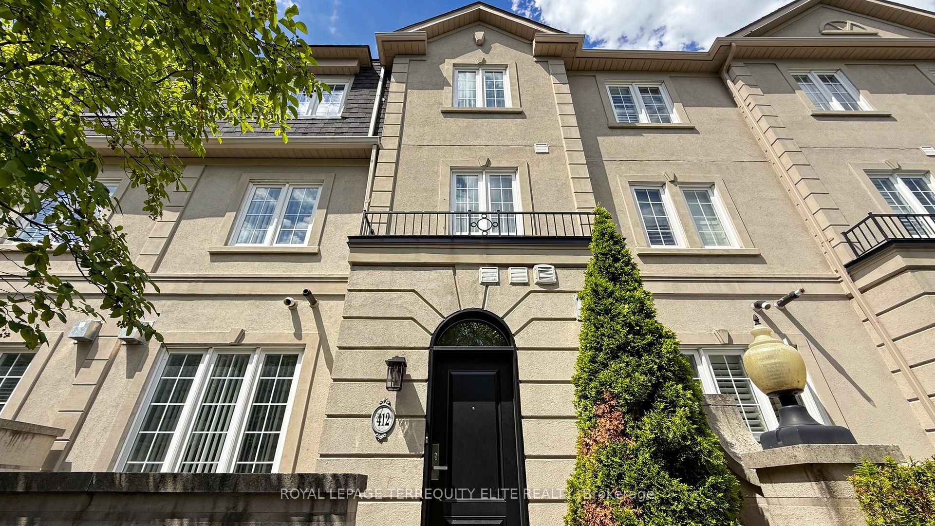 412-11 Everson Drive, Toronto, ON, M2N 7B9