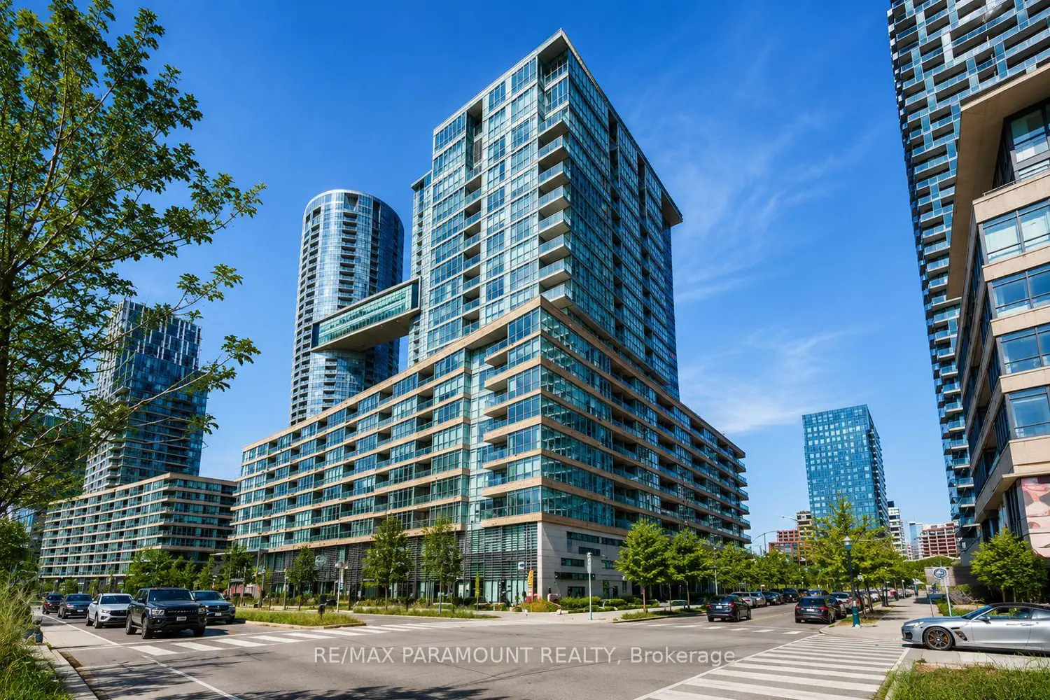 10 Capreol Court 555