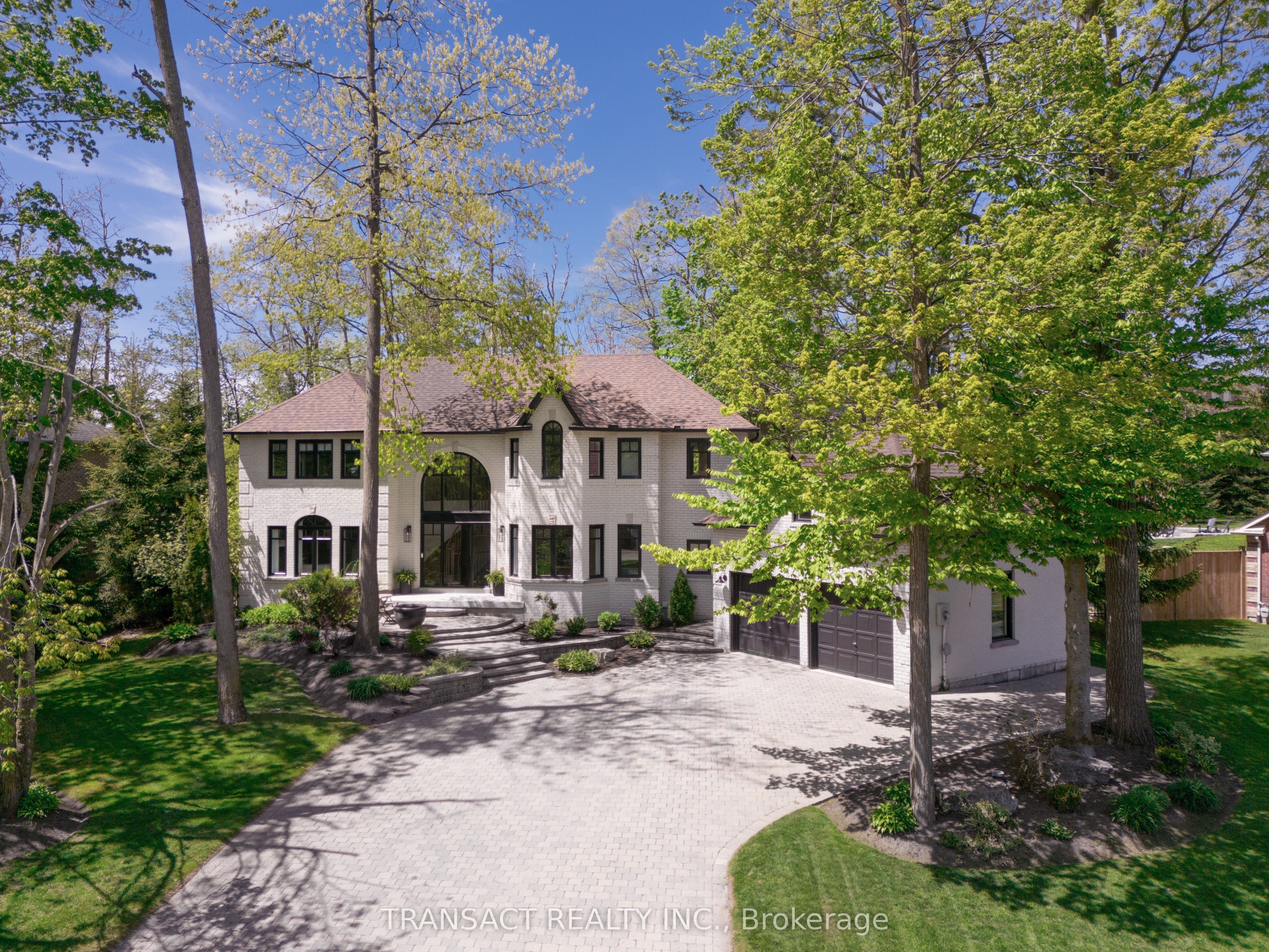 28 Alana Drive, Springwater, ON, L9X 0S1