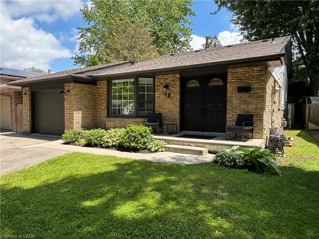 39 Forestgate Drive, Hamilton, ON, L9C6A4