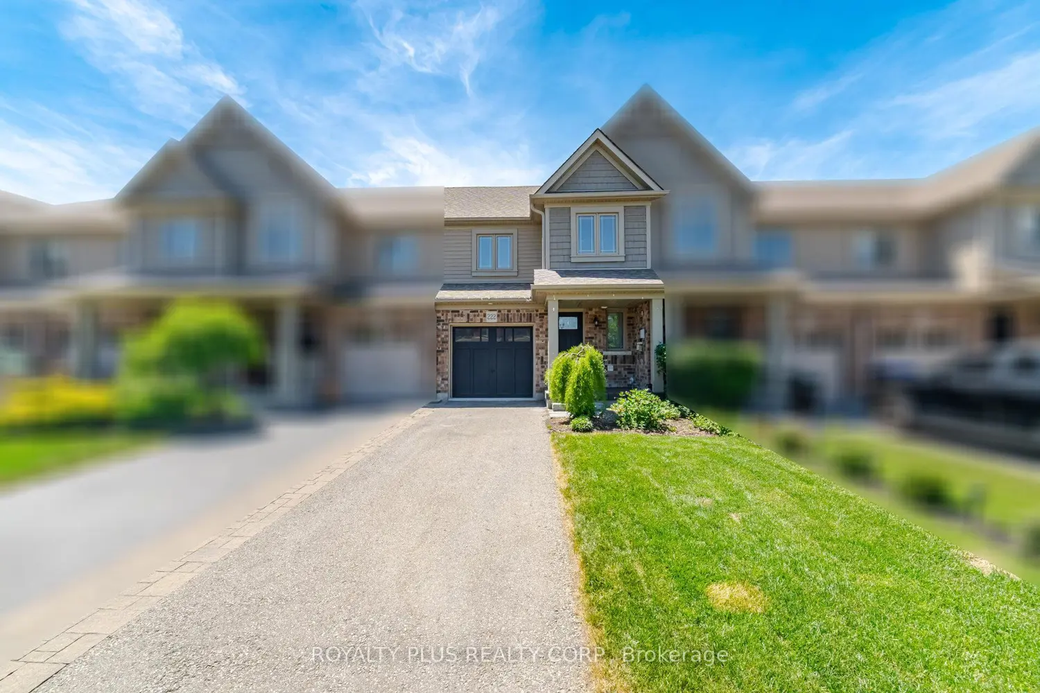 222 Hutchinson Drive photo 3