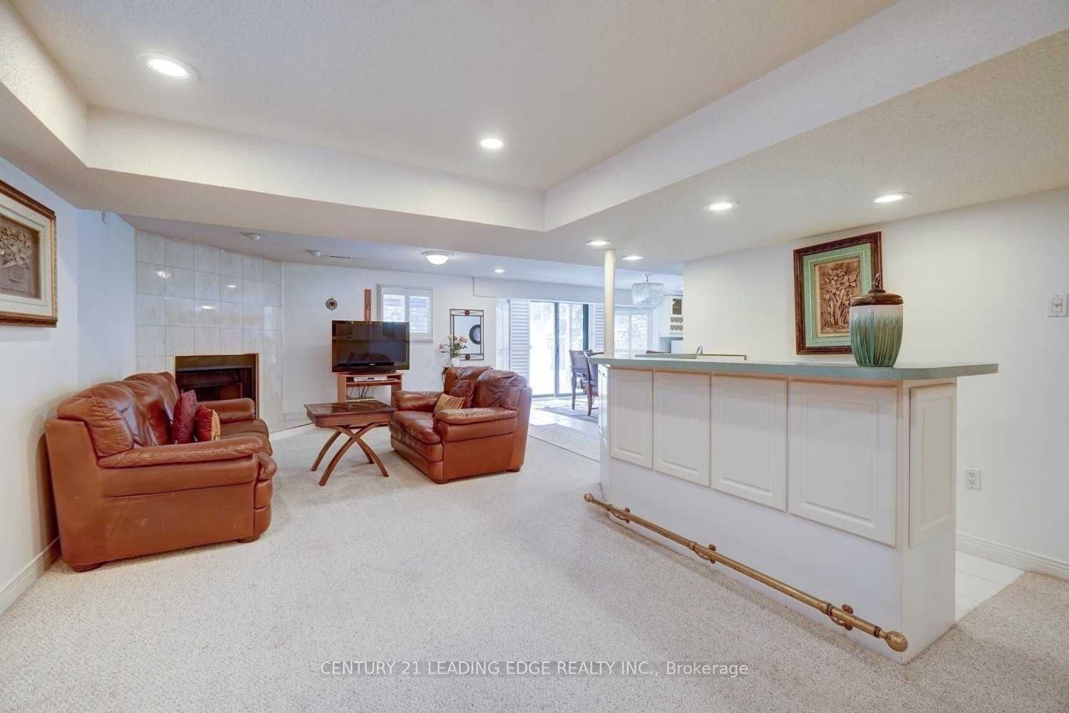 Lower-1374 Heritage Way, Oakville, ON, L6M 3C9