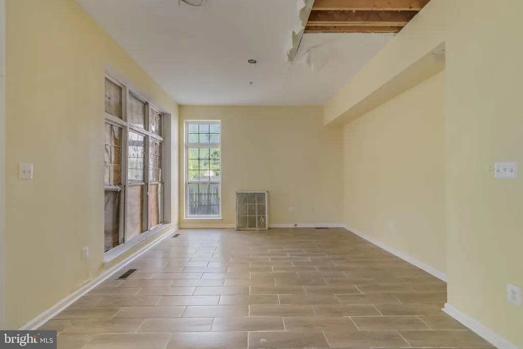 1004 Pembridge Court, Bowie, MD 20716 photo 5