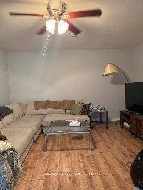 54 Walter Street, Kitchener, ON, N2G 1S1 photo 3