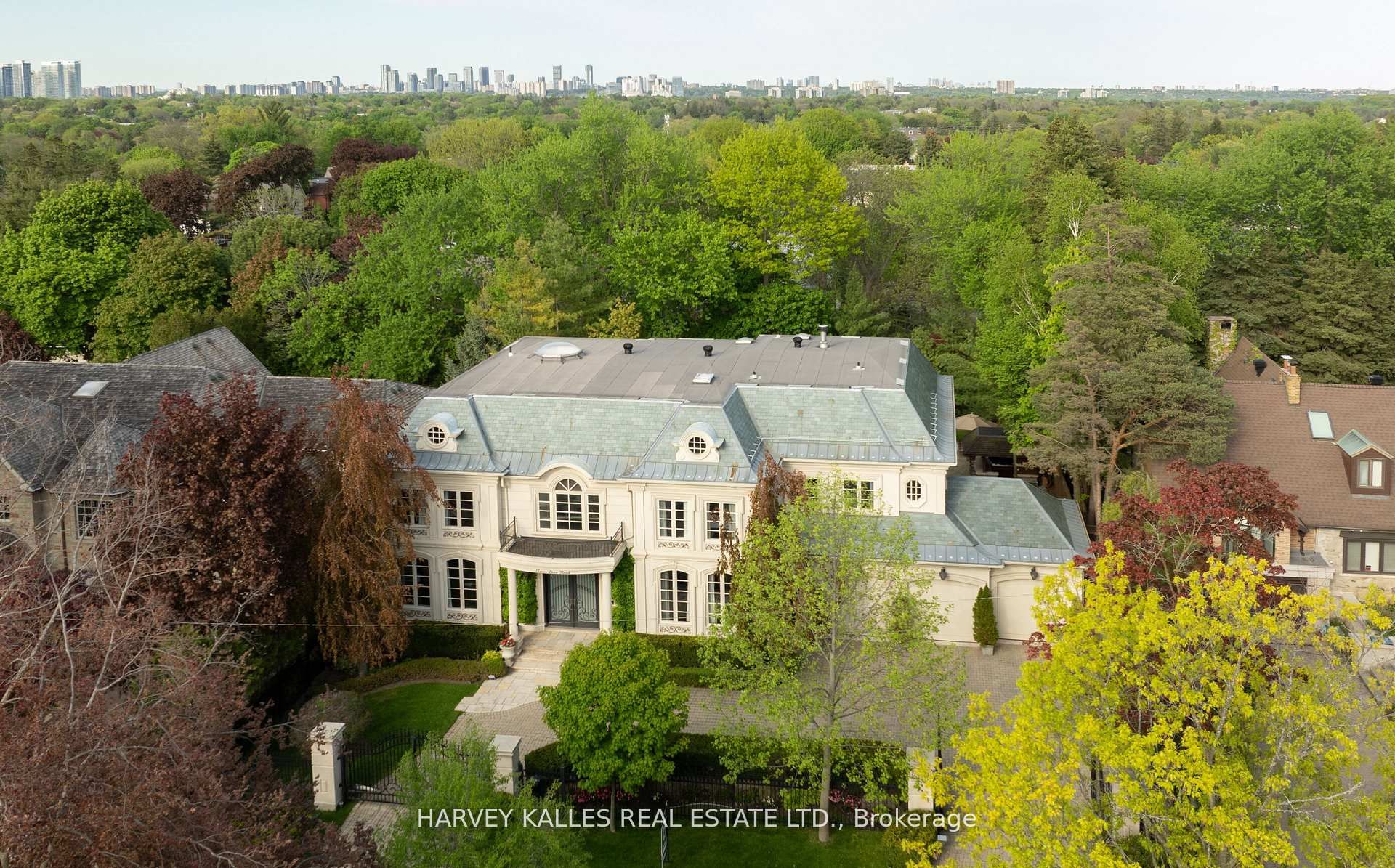 11 Doon Road, Toronto, ON, M2L 1M1