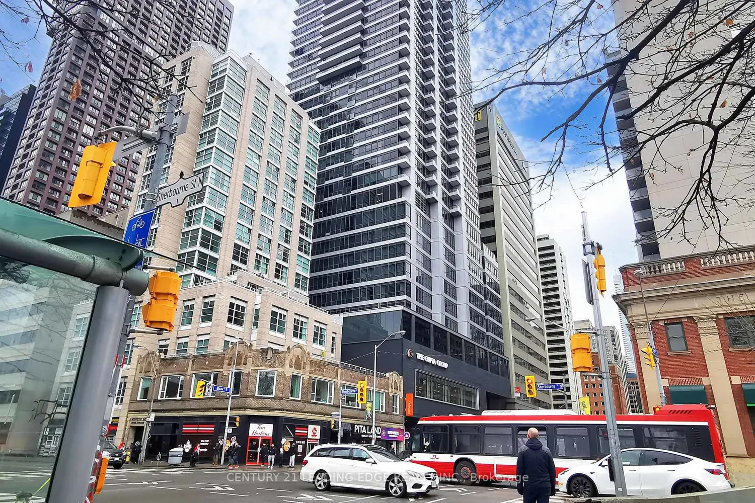 395 Bloor Street 2109