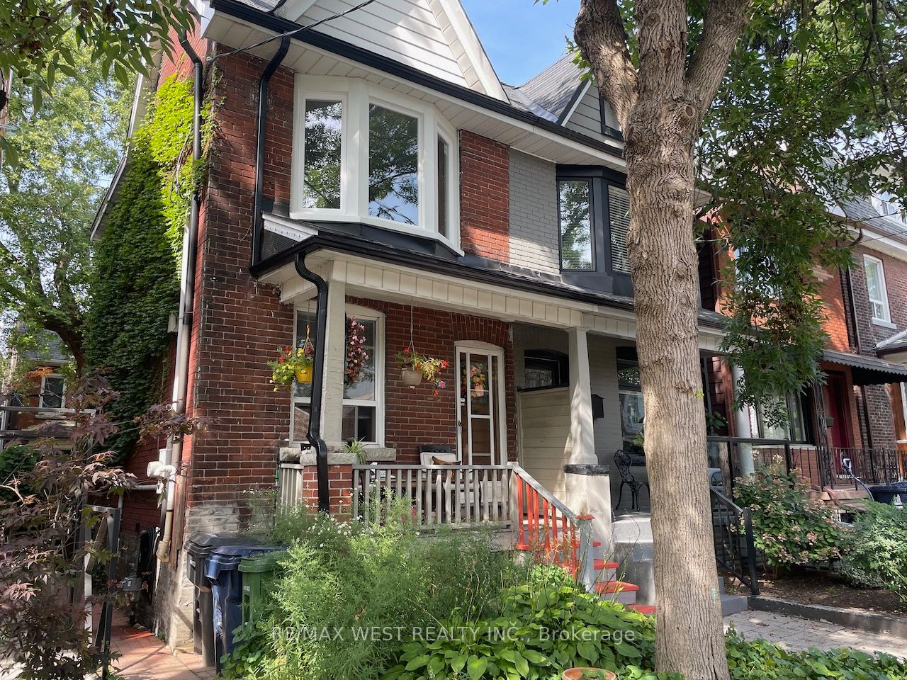 Basement-76 Bellwoods Avenue, Toronto, ON, M6J 2P4