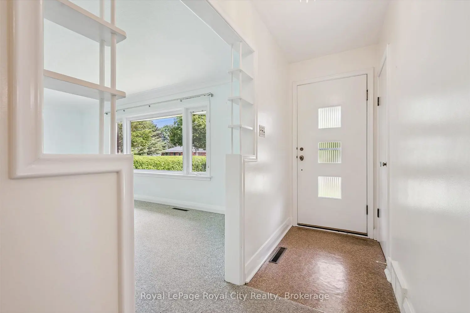 4 Campion Avenue photo 3