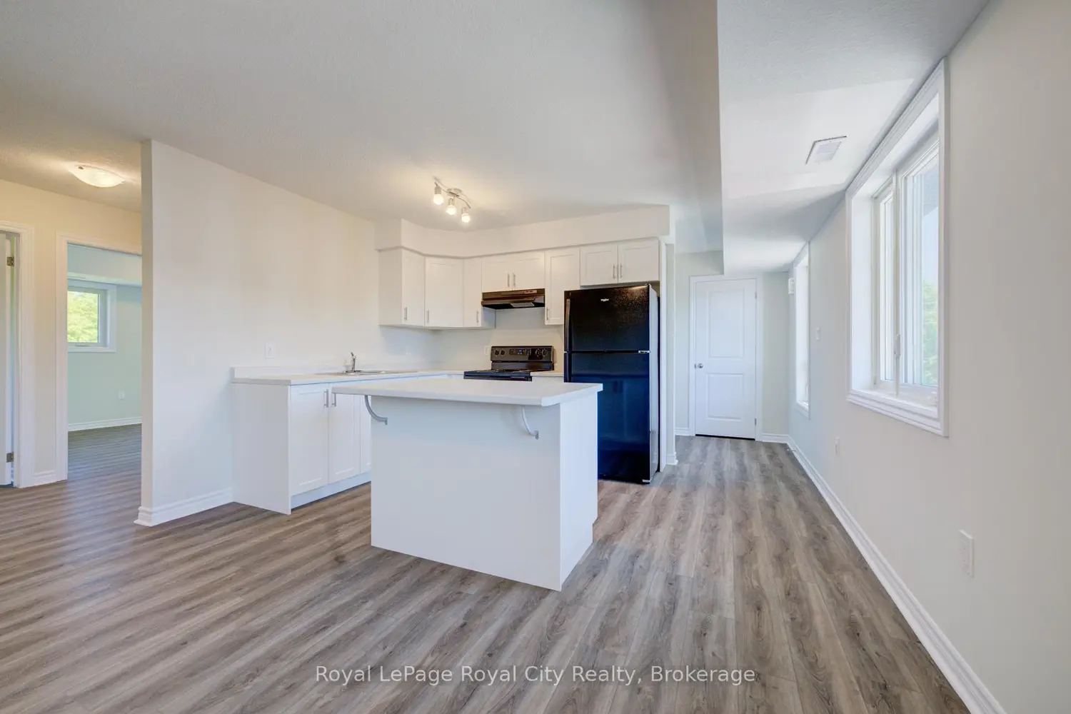 465 Garafraxa Street 7