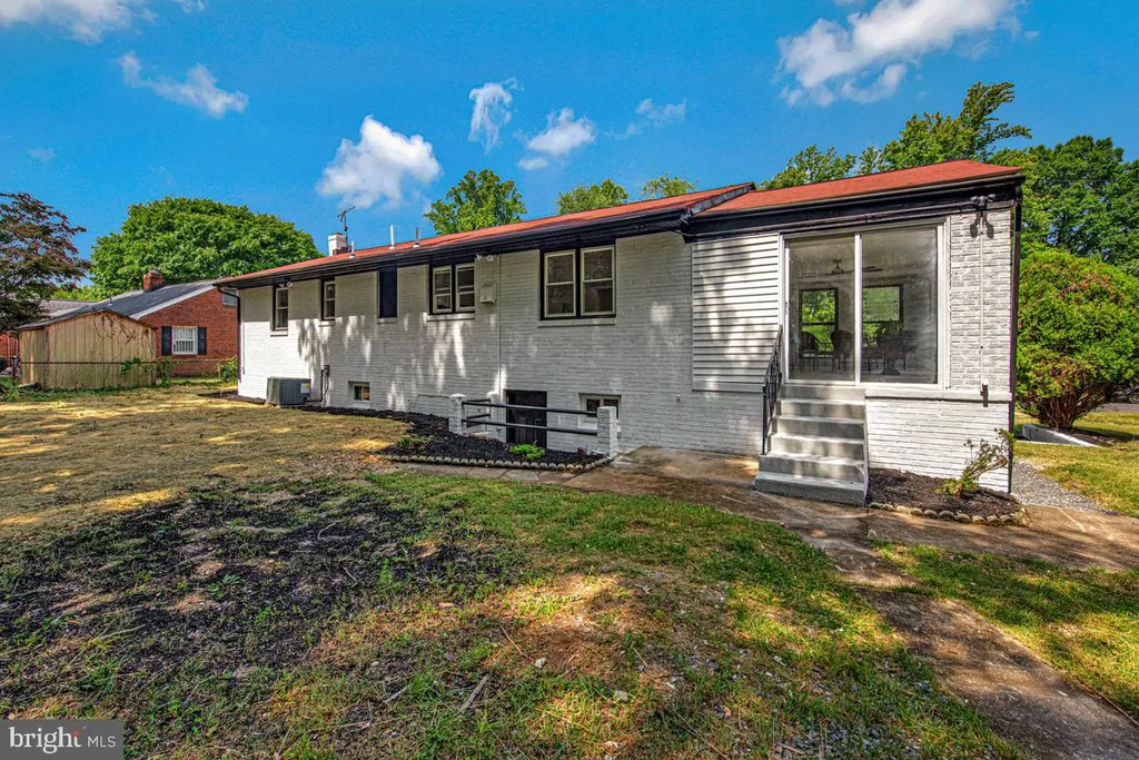 2200 Weber Drive, District Heights, MD 20747