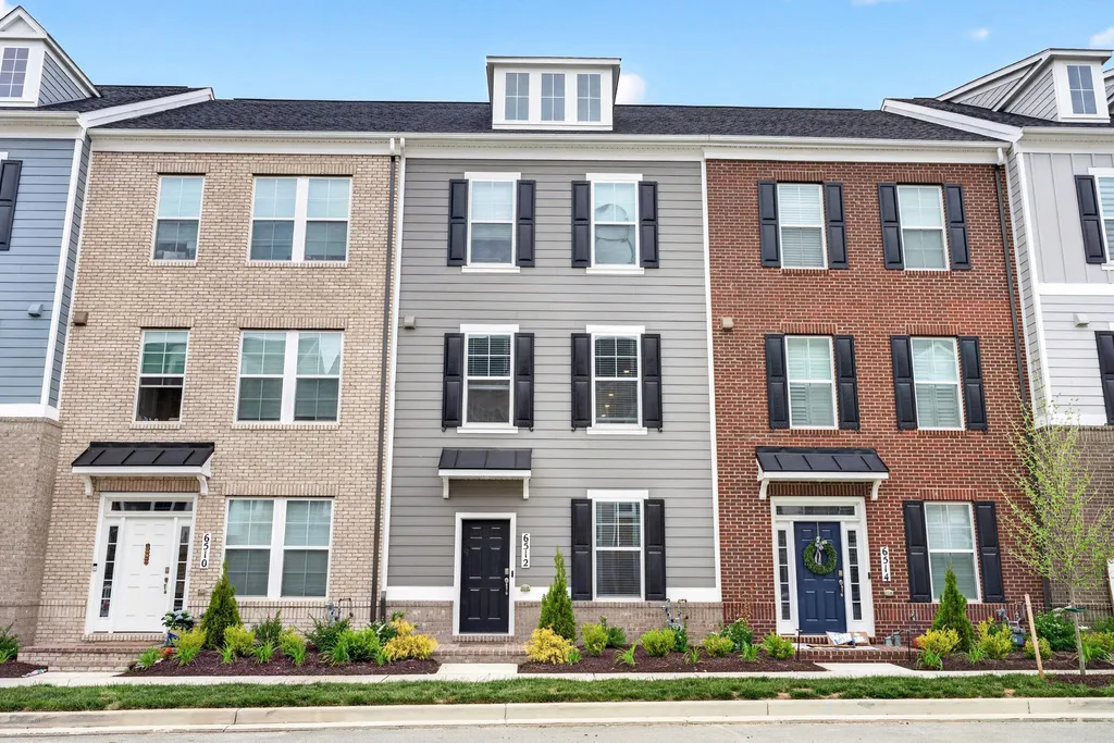 6512 Greenleigh Ave, Middle River, MD 21220 photo 2