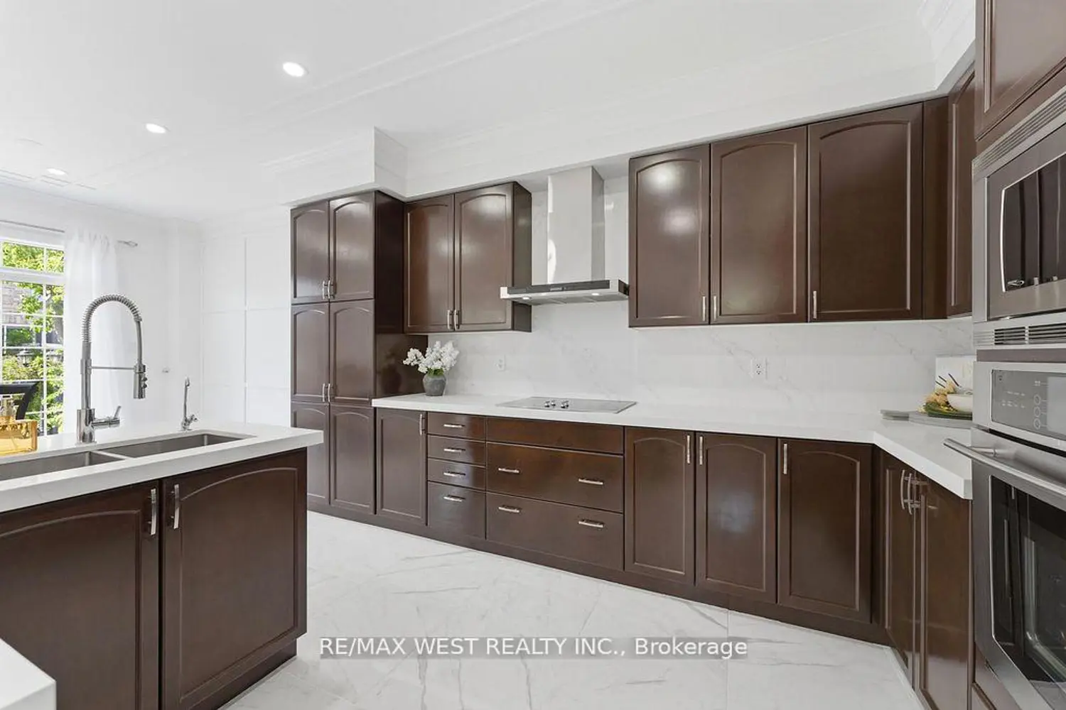 127 Ozner Crescent